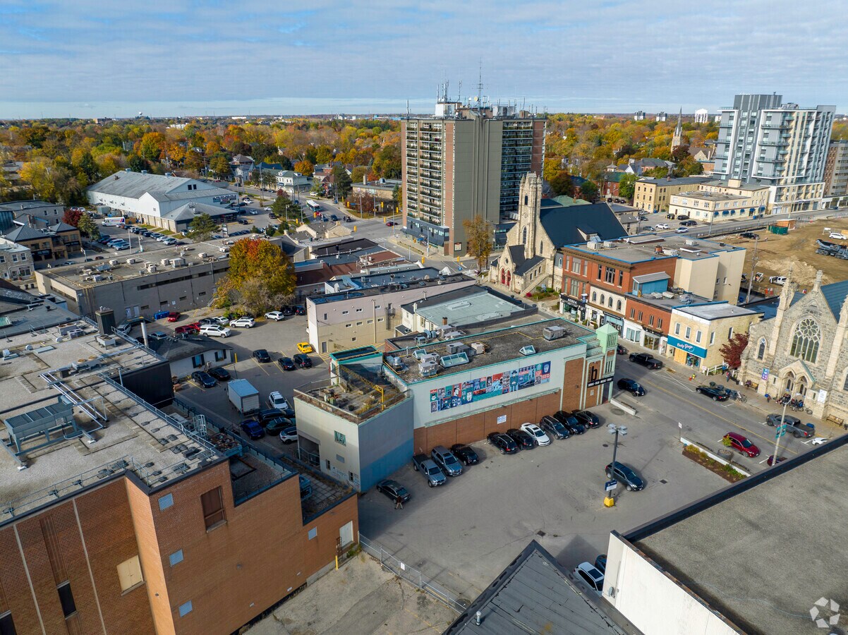 Photo - 27 Quebec St