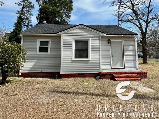 Building Photo - Newly renovated 2BR 1 Bath Rental