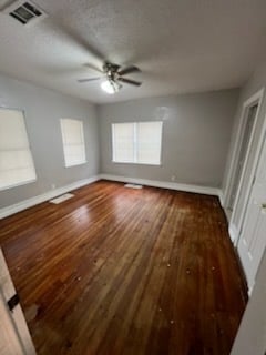 Photo - 610 W Owings St