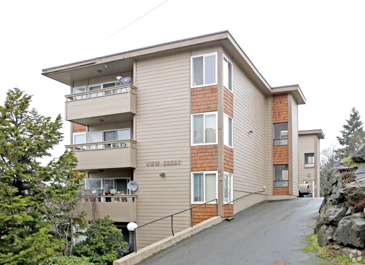Photo - VIEW CREST APTS