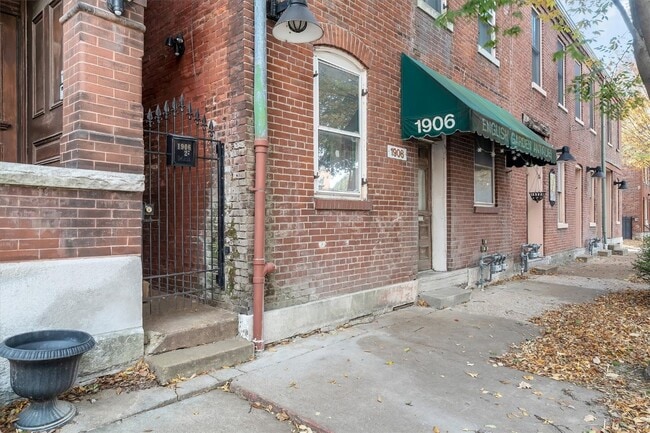 Photo - 1906 Cherokee St