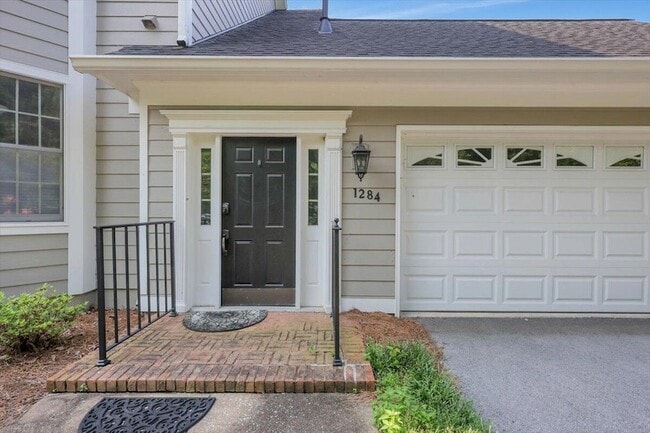 Photo - 1284 Heritage Landing Dr