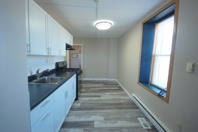 Photo - 224-224.5 State Bldg Commercial and Reside... Apartment Unit 224.5
