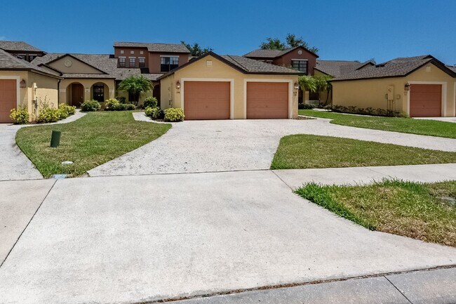 Photo - 3 bedroom, 2 bathroom townhome in Sonesta Walk Unit 104