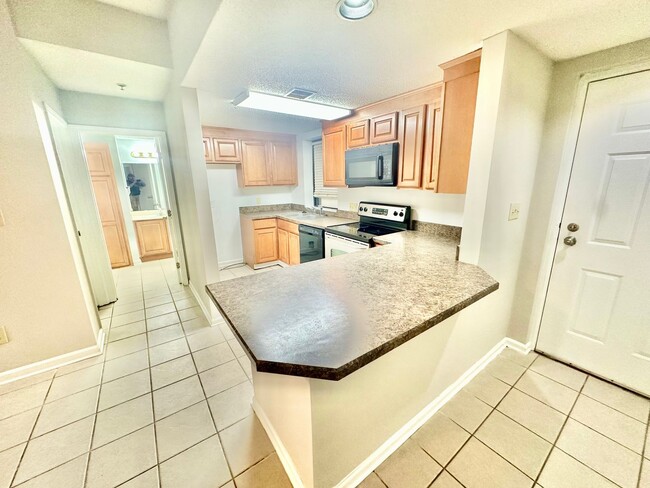 Photo - 211 Heritage Blvd