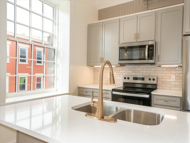 Market House Apartments at Old City Hall