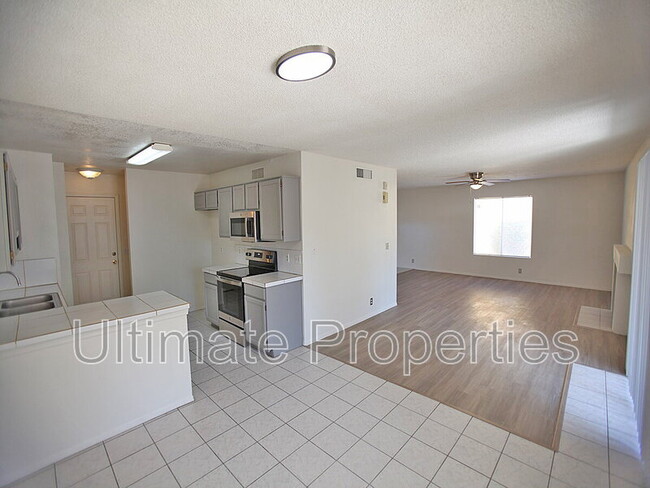 Photo - 10009 N 66th Ln