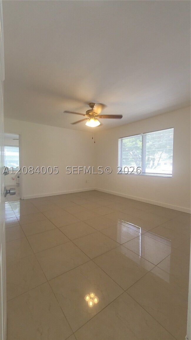 Photo - 2615 SW 22nd St Unit 17