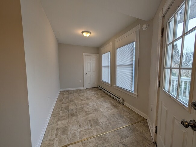 Photo - 1129 Rivermont, Unit 4 Unidad 4