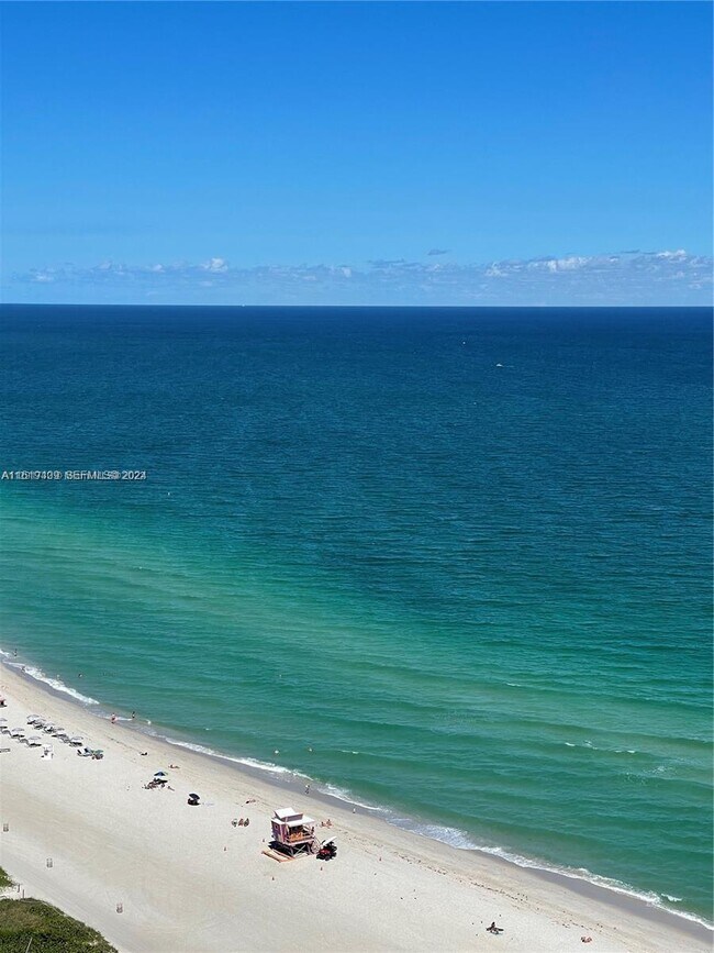 Building Photo - 6365 Collins Ave Unit 2610