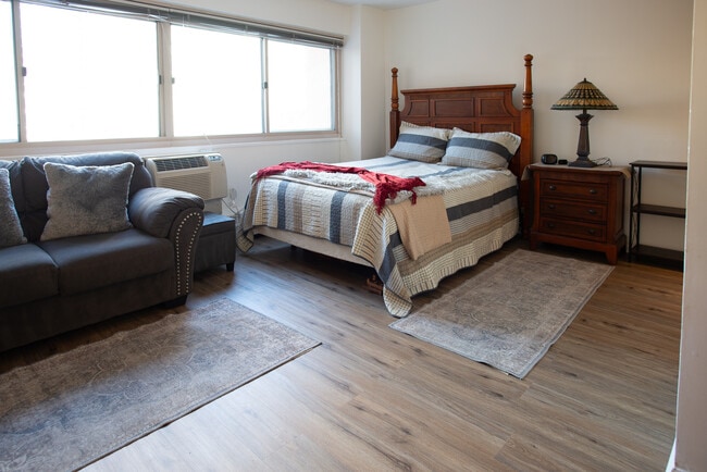 Photo - 2101 Chestnut St Unit 523