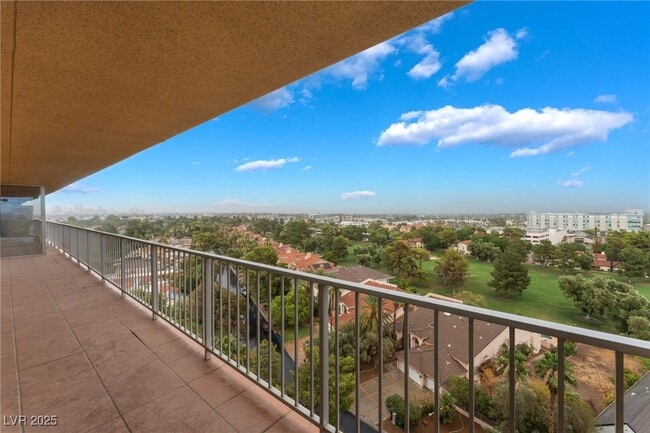 Photo - 3111 Bel Air Dr Condo Unit 11B