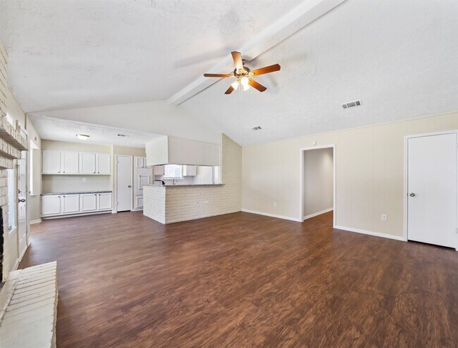 Photo - 7962 Southmeadow Dr