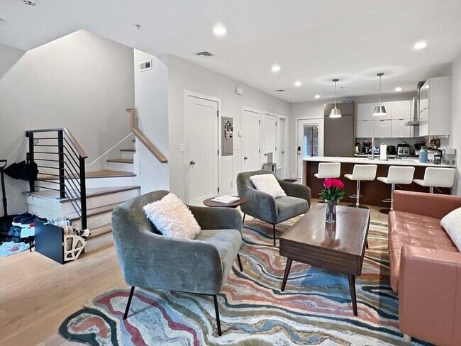 Photo - 56 Robey St