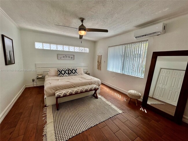 Photo - 316 Walnut St Unit 1