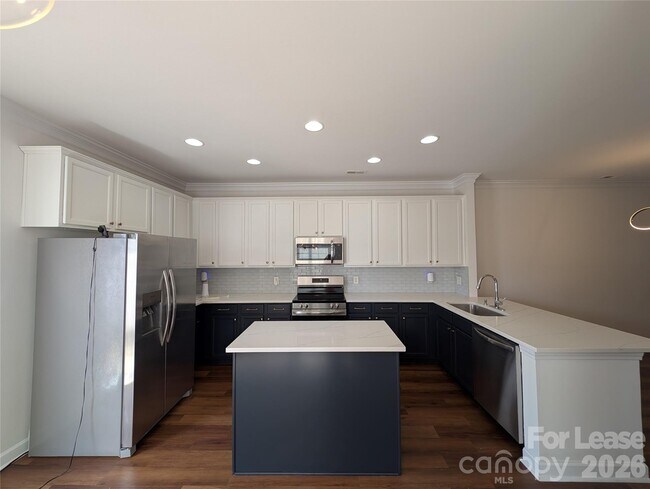 Photo - 5133 Prosperity Church Rd