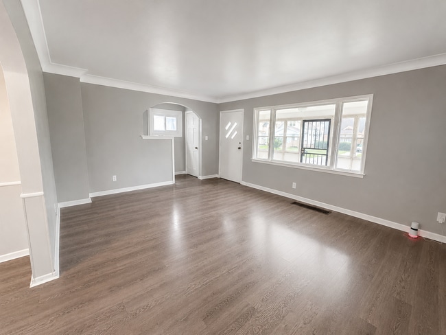 Photo - Spacious 4-bedroom home located in North Toledo
