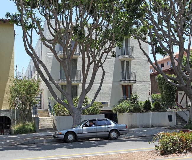 Building Photo - 831 2nd Street Rental