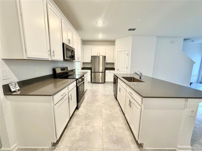 Photo - 6457 Blissful St