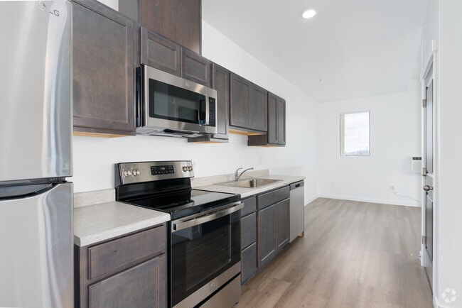 Studio - 604SF - Kitchen