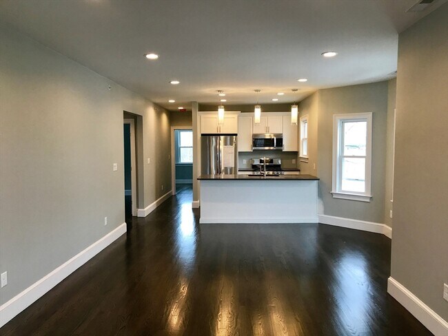 64 Grant St Unit 3