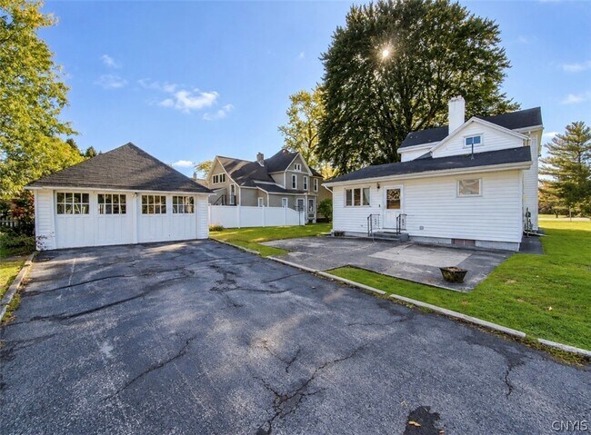 1757 Clark Street Rd