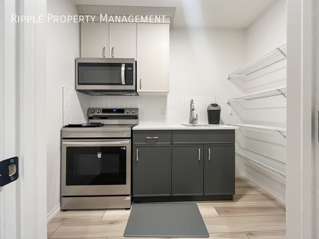 Photo - Fantastic 3 Beds, 3 Baths Single- Family |...