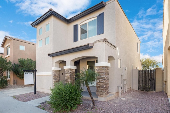 Photo - 9547 E Belmont Ave