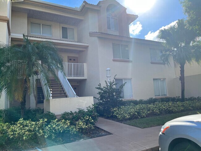 18106 Glenmoor Dr
