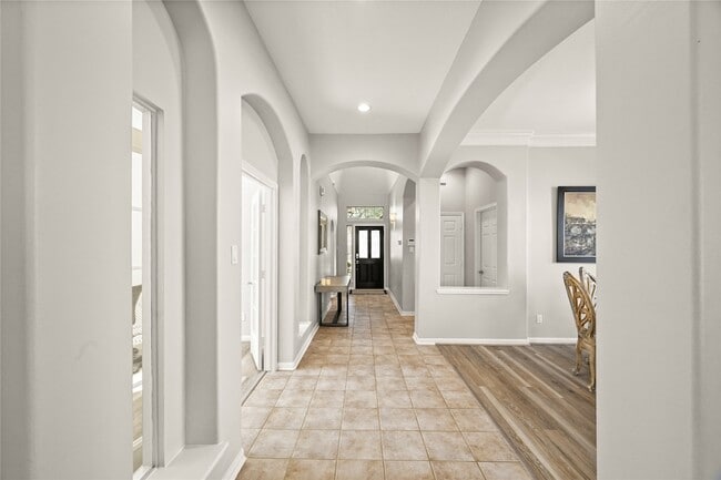 Photo - 1330 Leigh Gdns Dr