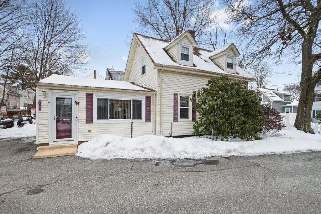 Photo - 28 Ash St (Waltham, MA)