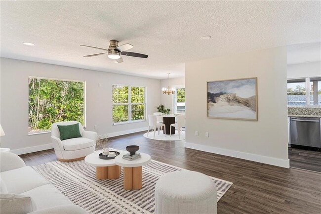 Photo - 616 Water Rd