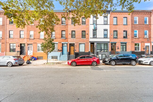 Photo - 2341 N College Ave