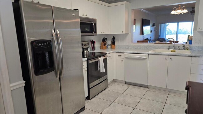 2725 Terra Ceia Bay Blvd Unit 102