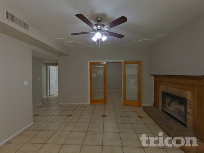 Photo - 5214 E Fountain St