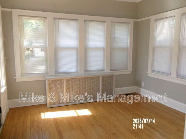 Photo - 6424 W Chambers St