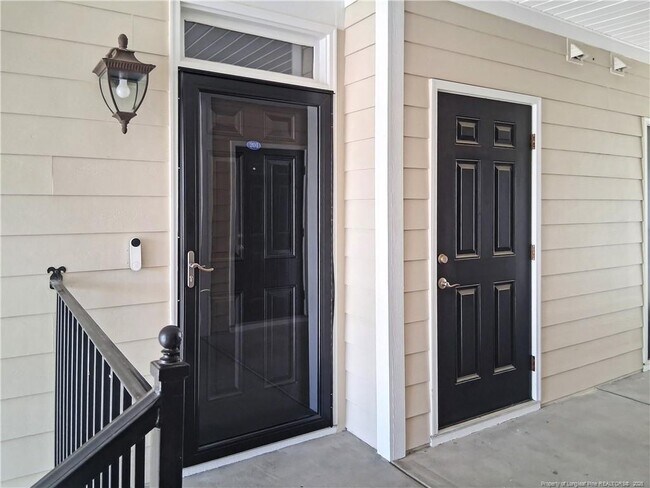 Photo - 1908 Harcourt Cir