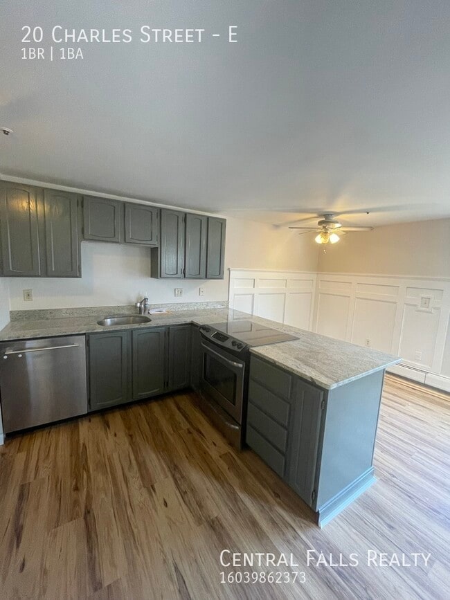 Building Photo - 20 Charles St Unit E