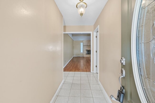 Photo - 7500 S Fern Ave