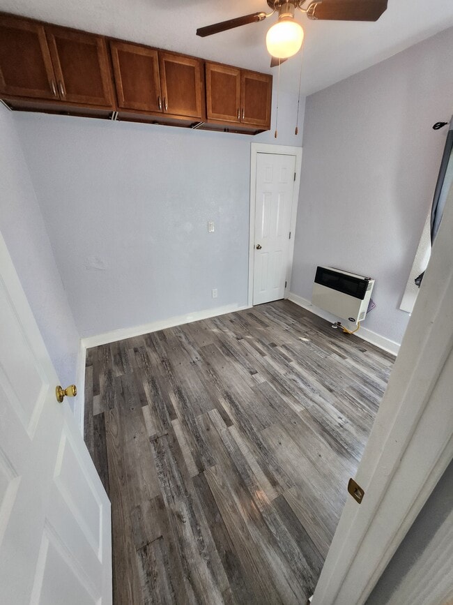 Photo - 416 W 5th St