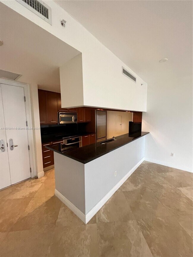 Photo - 901 Brickell Key Blvd Condo Unit 902