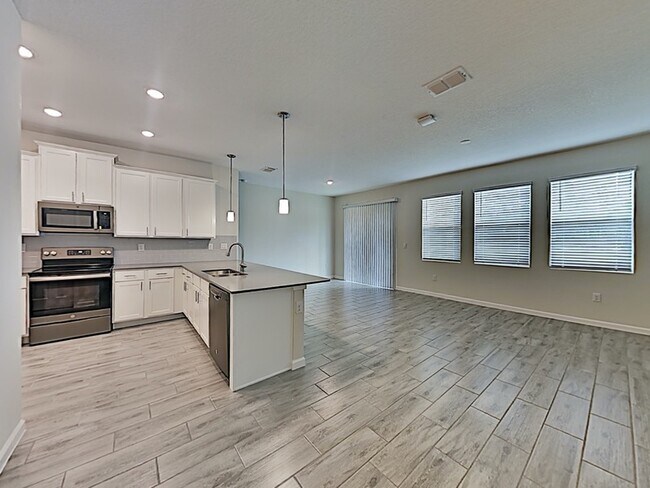 Photo - 9372 Tecumseh Dr