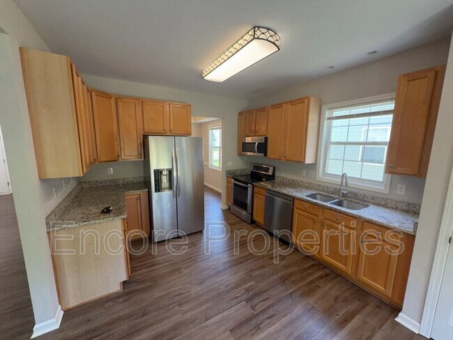 Photo - 242 Inkster Cove