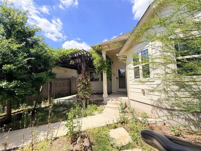 Photo - 2813 Hopi Path