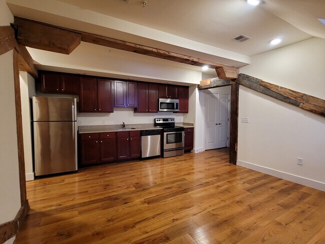 501 Kitchen
