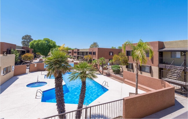 Building Photo - Santa Cruz