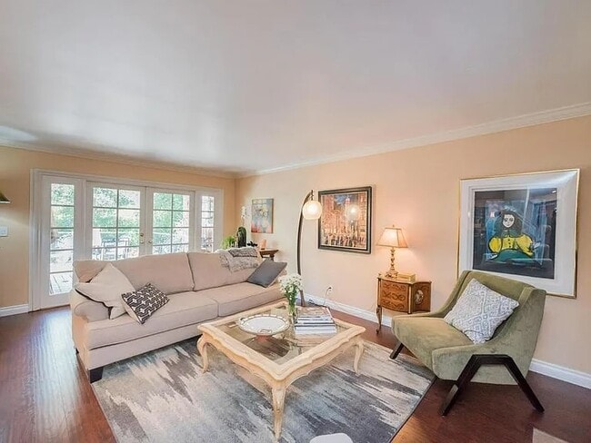 Photo - 724 North Valley Dr