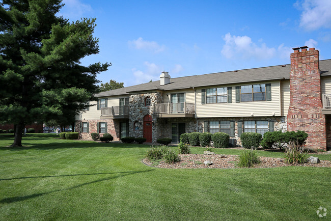 Building Photo - Village Green Rental