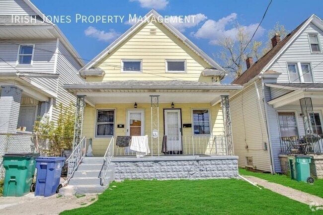 Building Photo - 59 Wex Ave Unit Right Rental
