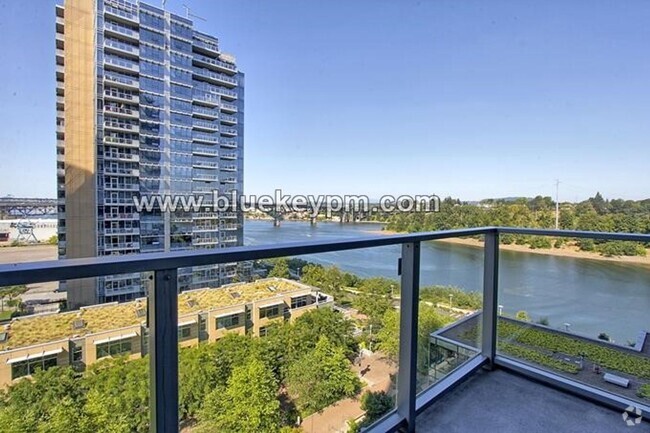 Building Photo - 2 Bed, 2 Bath Condo with 24 HR Concierge a...